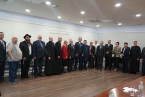Діни бірлестіктер жиналысында Астанада өткен Әлемдік және дәстүрлі діндер лидерлерінің VIII Съезд жұмысы қорытындыланды