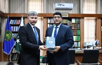 Kazakhstan-Pakistan discuss enhancement of academic cooperation