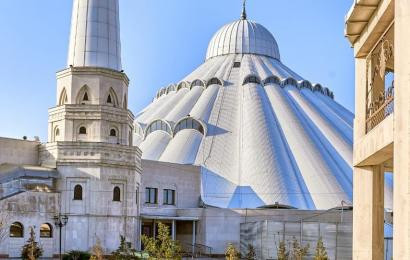 Акмешит – центральная мечеть Шымкента