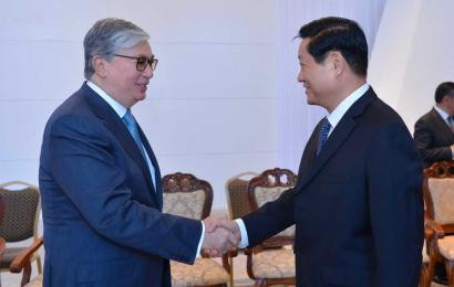 К.Токаев провел встречи с делегациями Китая, Германии, Египта и Международного института мира
