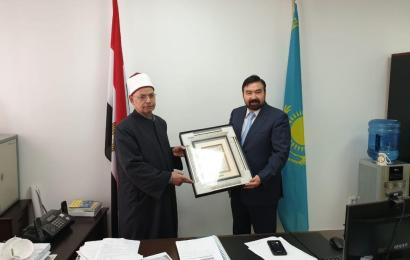 N. Nazarbayev Center for Development of Interfaith and Intercivilization Dialogue and the Egyptian University of Islamic Culture «Nur-Mubarak» agreed on further cooperation