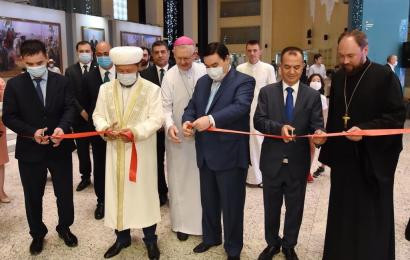 The opening of the international photo exhibition «Islam and Humanity: Yesterday, Today, Tomorrow» took place on the Day of the Capital