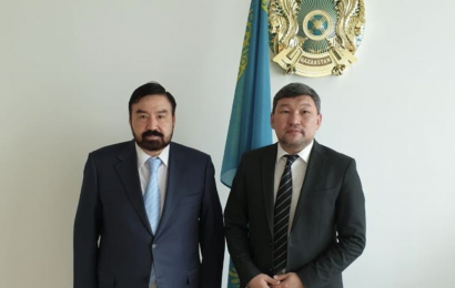 Chairman of the Board of the N. Nazarbayev Center Bulat Sarsenbayev met with the Chairman of the Congress of Religious Studies Kairat Kurmanbaev