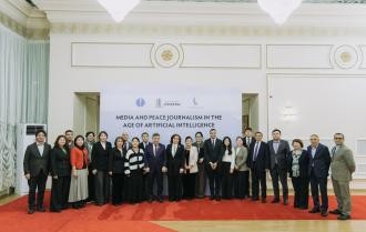 Халықаралық Орталық Алматыда өткен «Жасанды интеллект дәуірінде медиа және бейбітшілік журналистикасы» дөңгелек үстеліне қатысты
