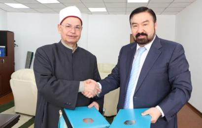 N. Nazarbayev Center for Development of Interfaith and Inter-civilization Dialogue and the Egyptian University of Islamic Culture «Nur-Mubarak» signed a memorandum of cooperation