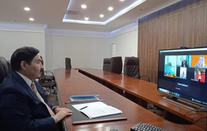 Булат Сарсенбаев принял участие в заседании Общественного совета МИД РК