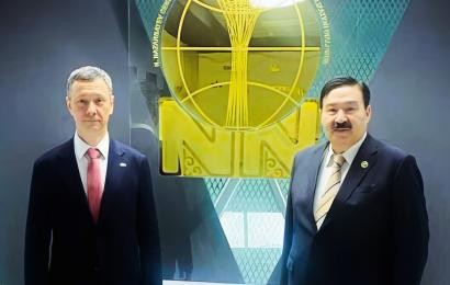 The Chairman of the Board of the N.Nazarbayev Center met with the Chairman of the NGO «Society of Germans «Renaissance» of Astana and Akmola region