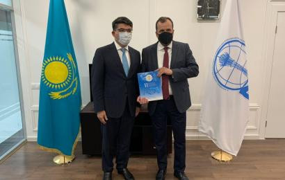 Председатель Правления Центра Н.Назарбаева Алтай Абибуллаев и президент американской организации «LYNC» Wade Kusack обсудили перспективы взаимного сотрудничества