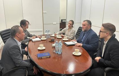17 марта 2025 года в Международном центре межконфессионального и межрелигиозного диалога состоялась встреча заместителя Председателя Правления Центра Бауыржана Бакирова с председателем Ассоциации Религиозных объединений Казахстана» Александром Клюшевым.