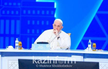 Когда принимаются важные решения, нужно смотреть на благо человека - Папа Римский Франциск